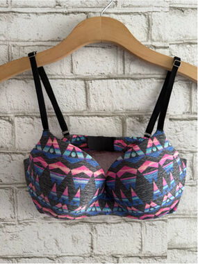 PINK Victoria's Secret Campus Push Up Bra size 34C